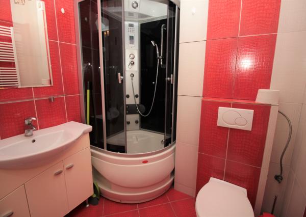 PRENÁJOM - 2-izbový byt, Popradská, Košice