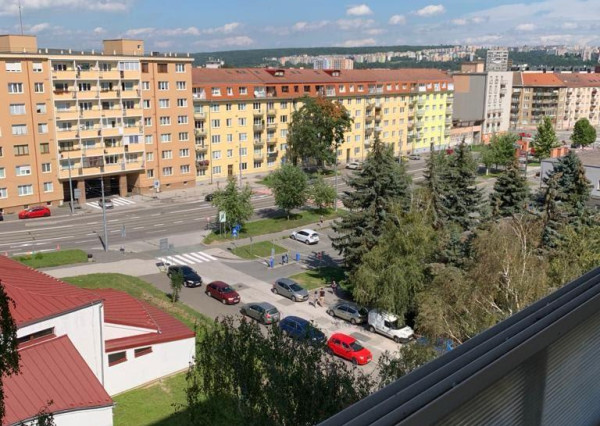 3-izbový byt s loggiou a pivnicou Branisková