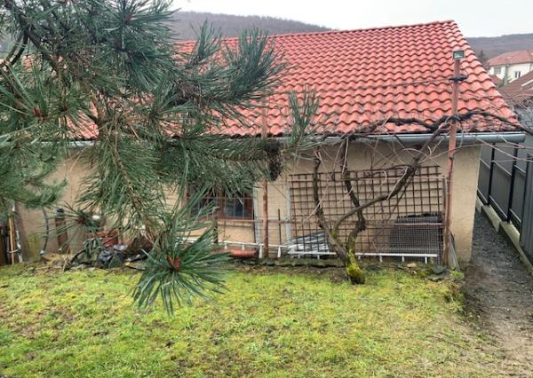 Predaj dom - nebytová budova, pozemok  607 m2, Nižný Klátov