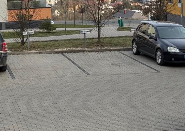 Prenájom 2 izbový byt novostavba terasa výťah parkovanie