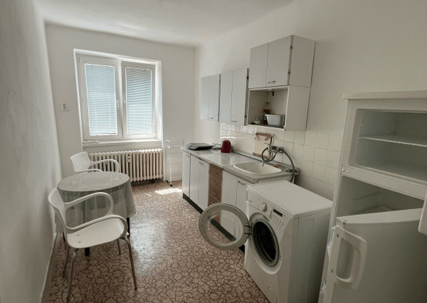 Na predaj 2-izbový byt vo výbornej lokalite