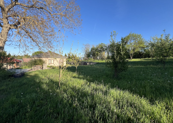 Rodinný dom v obci Perín - Chym so skvelým pozemkom