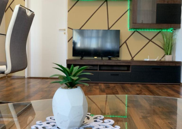 3-izbový byt s loggiou a pivnicou Branisková