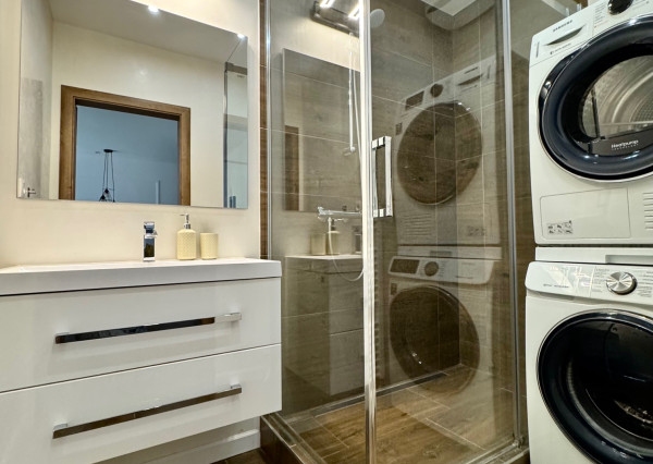 REZERVOVANÉ - Prenájom 2 izbový byt novostavba  + parkovanie