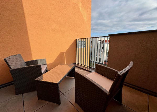 REZERVOVANÉ - Prenájom 2 izbový byt novostavba  + parkovanie