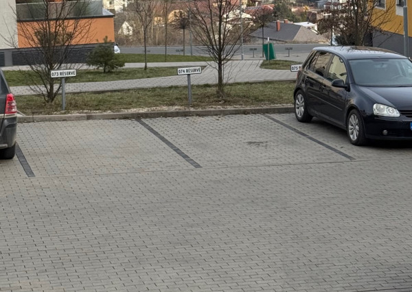 REZERVOVANÉ - Prenájom 2 izbový byt novostavba  + parkovanie