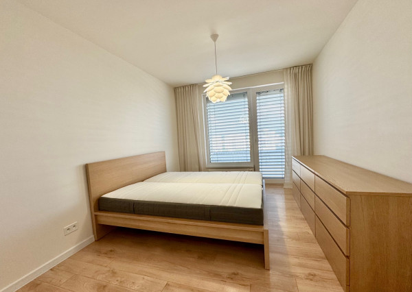 NOVOSTAVBA NOVÁ TERASA  4 izbový byt, terasa, 2 x parkovanie