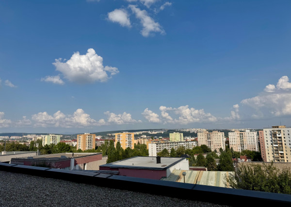 NOVOSTAVBA NOVÁ TERASA  4 izbový byt, terasa, 2 x parkovanie