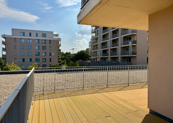 NOVOSTAVBA NOVÁ TERASA  4 izbový byt, terasa, 2 x parkovanie