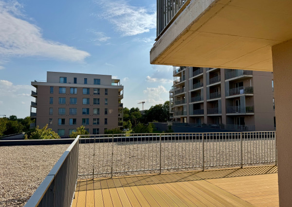 NOVOSTAVBA NOVÁ TERASA  4 izbový byt, terasa, 2 x parkovanie