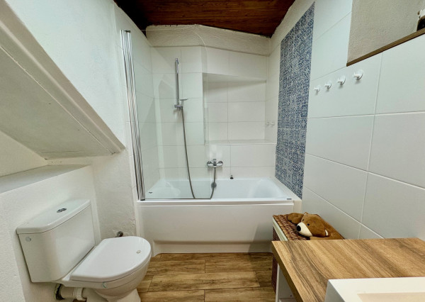 PREDANÉ !  Pekný vidiecky dom po rek.  Zlatá Idka