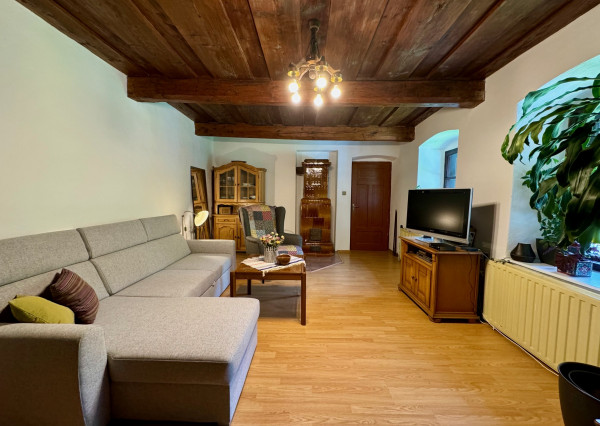 PREDANÉ !  Pekný vidiecky dom po rek.  Zlatá Idka