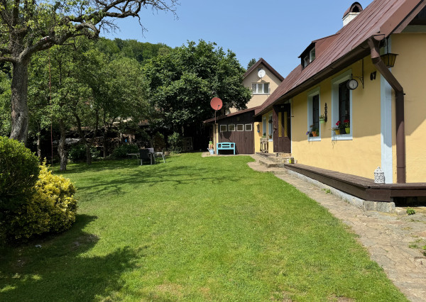 PREDANÉ !  Pekný vidiecky dom po rek.  Zlatá Idka