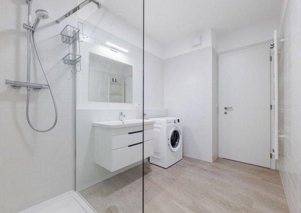 Prenájom 2 izbový byt, terasa, parking, NOVÁ TERASA Inovecká