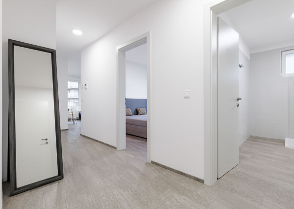 Prenájom 2 izbový byt, terasa, parking, NOVÁ TERASA Inovecká