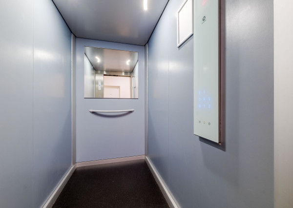 Prenájom 2 izbový byt, terasa, parking, NOVÁ TERASA Inovecká