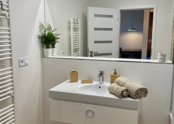 Na prenájom 2-izbový byt v Novej Terase