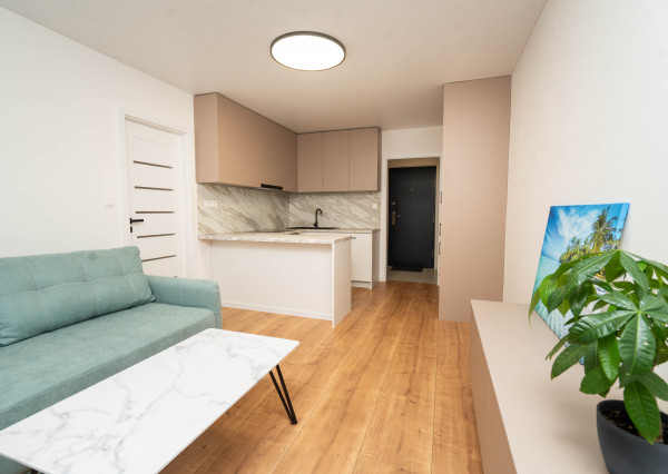 Svetlý 2-izbový byt po novej rekonštrukcii - REZERVOVANÝ