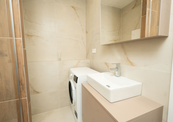 Svetlý 2-izbový byt po novej rekonštrukcii - REZERVOVANÝ