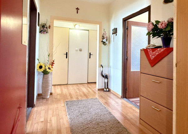 Priestranný 3-izbový byt s loggiou, Čínska, Košice