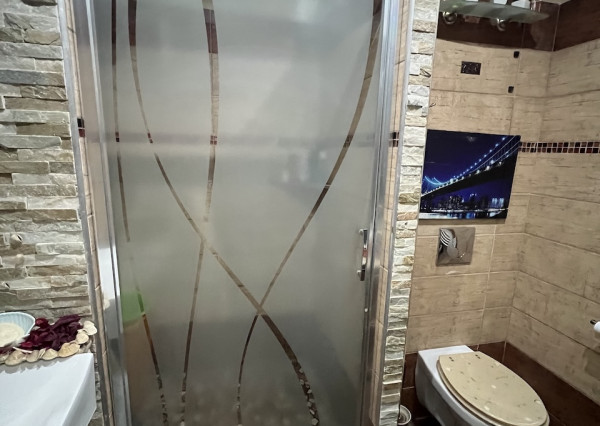 Na predaj 1,5-izbový byt na Jazere