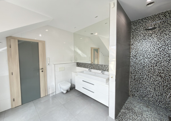 Prenájom rodinného domu Grot