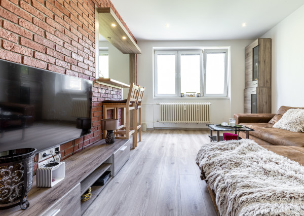 Na prenájom 2-izbovy byt Podhradová