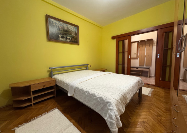 Prenájom 2 izbový tehlový byt po rek. Košice I. Staré mesto