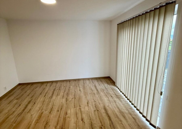 5 - izbový rodinný dom v obci Seňa