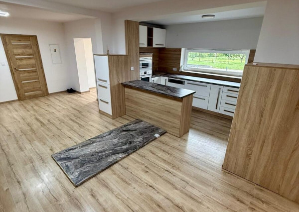 5 - izbový rodinný dom v obci Seňa