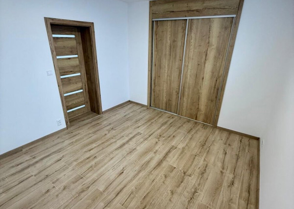 5 - izbový rodinný dom v obci Seňa