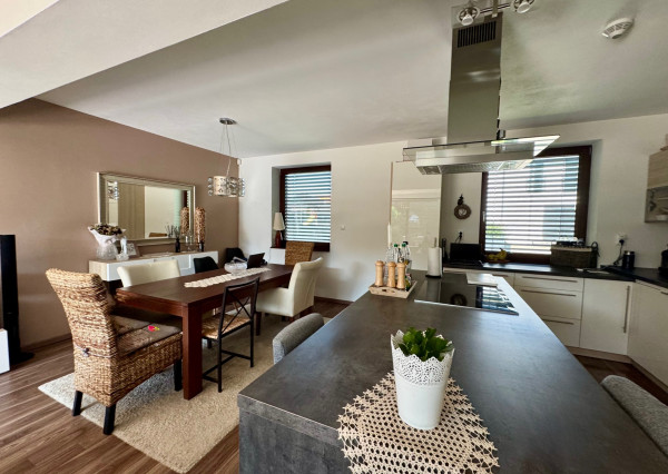 Predaj - novostavba Janovík -  5 izbový rodinný dom, 854 m2