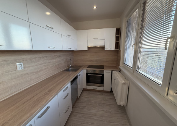 Na predaj 3-izbový byt na Terase v Košiciach