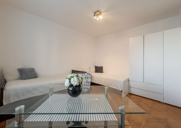 Predaj 2 izbový tehlový byt balkón výťah  Košice I. - Sever