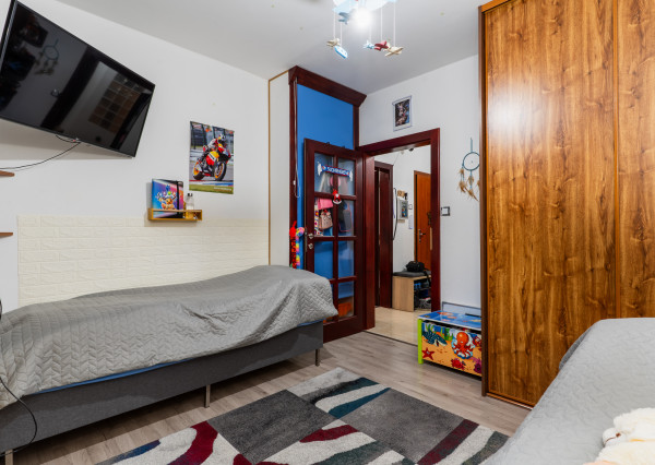 Na predaj 4-izbový byt Kpt.Jaroša nová rekonštrukcia