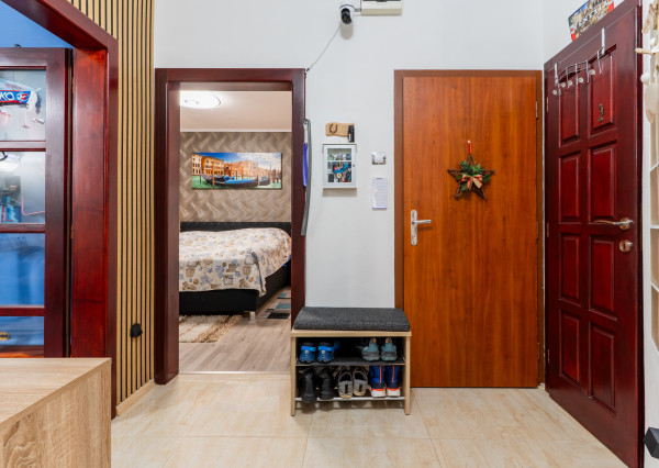 Na predaj 4-izbový byt Kpt.Jaroša nová rekonštrukcia