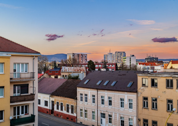 Predaj 3 izbový tehlový byt Košice I. - Staré mesto centrum