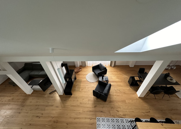 Exkluzívny 4-izbový byt na prenájom