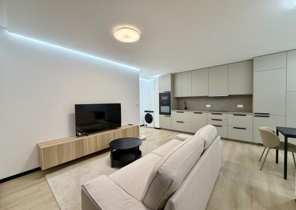 2 - izbový byt v úplnom centre