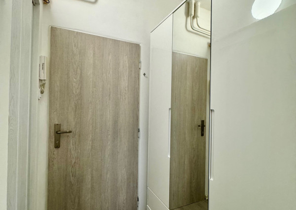 Prenájom 1 izbový byt, Košice II. blízkosť LF UPJŠ, TUKE, IT