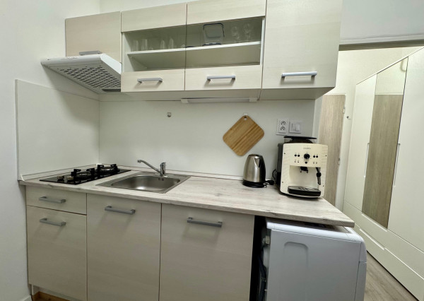 Prenájom 1 izbový byt, Košice II. blízkosť LF UPJŠ, TUKE, IT