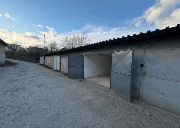 Na predaj garáž na Železníkoch, ihneď voľná