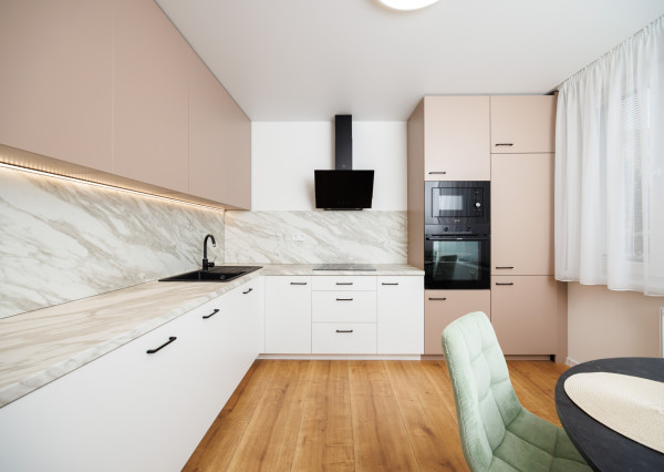 Elegantný 2 izbový byt na predaj - Jegorovovo námestie, Košice