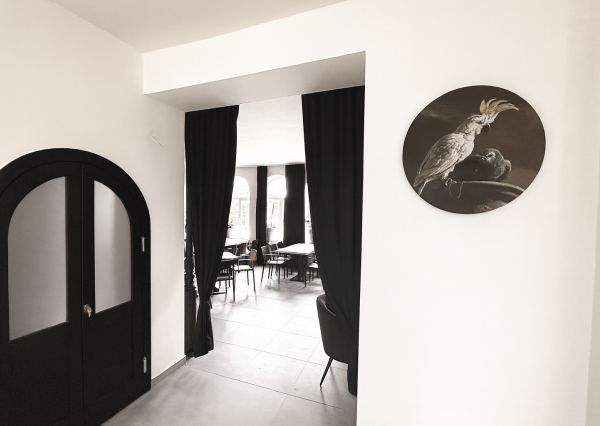 MODERNÁ REŠTAURÁCIA V CENTRE OBCE VAJKOVCE NA PRENÁJOM