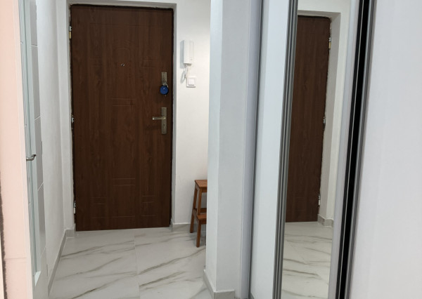 Na prenájom moderný úplne prerobený nezariadený 3-izbový byt