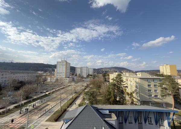 Jedinečný tehlový byt v skvelej lokalite - Komenkého ulica, Košice