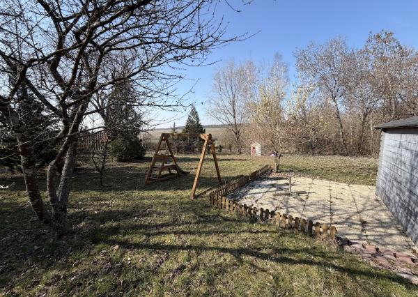 Na predaj záhrada s chatkou v Šaci