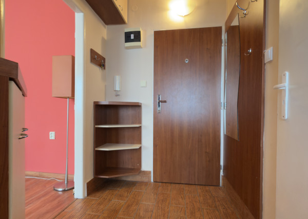 PREDAJ - 2 izbový byt, Popradská ulica, Košice – Západ