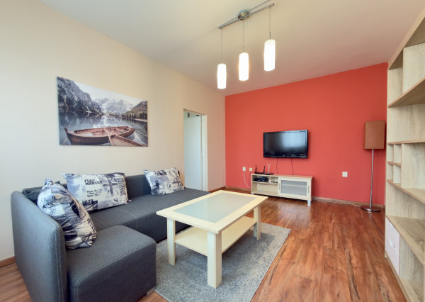 PREDAJ - 2 izbový byt, Popradská ulica, Košice – Západ