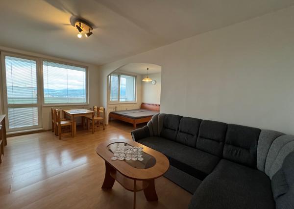 Prenájom  - Pekný veľký 1 izb. byt po rekonštrukcii